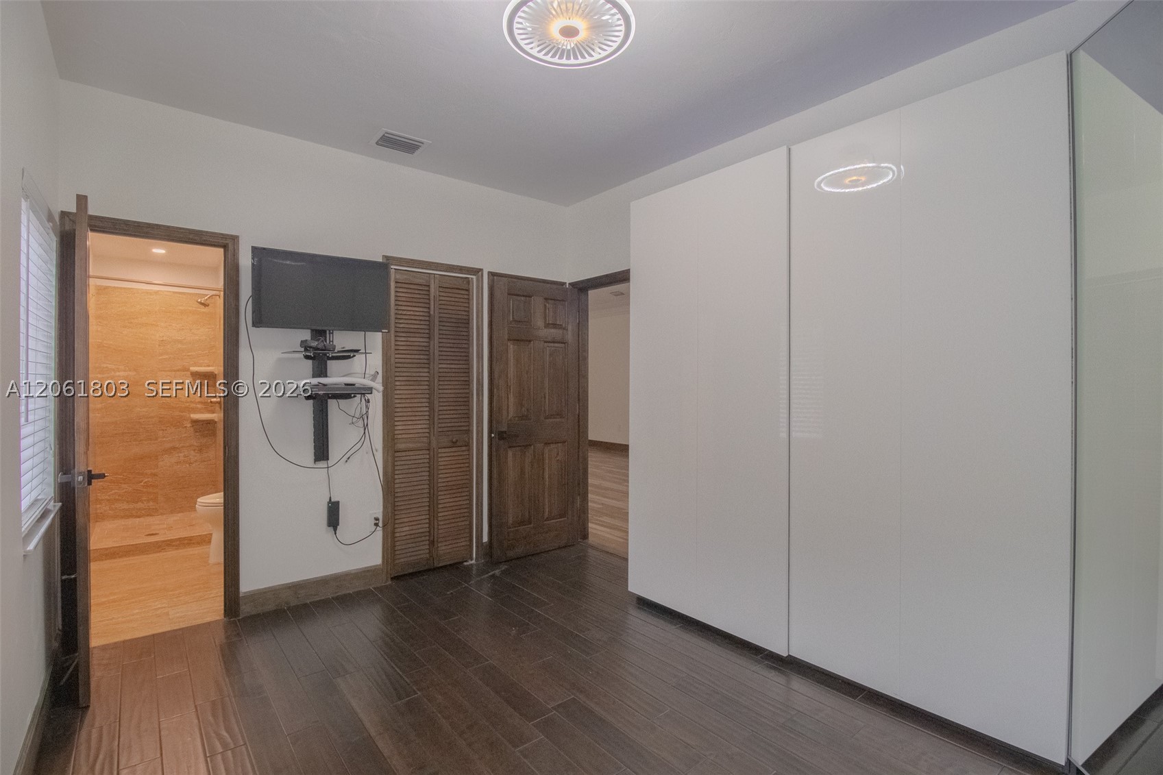 3722 Royal Palm Ave Miami Beach, FL 33140