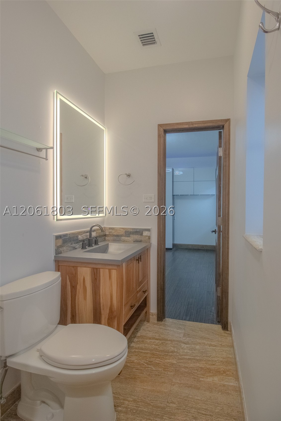 3722 Royal Palm Ave Miami Beach, FL 33140