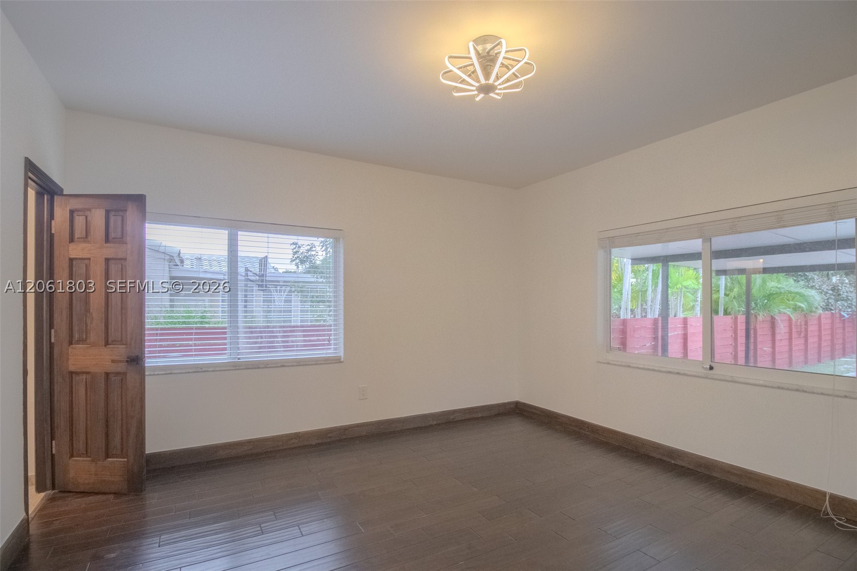 3722 Royal Palm Ave Miami Beach, FL 33140