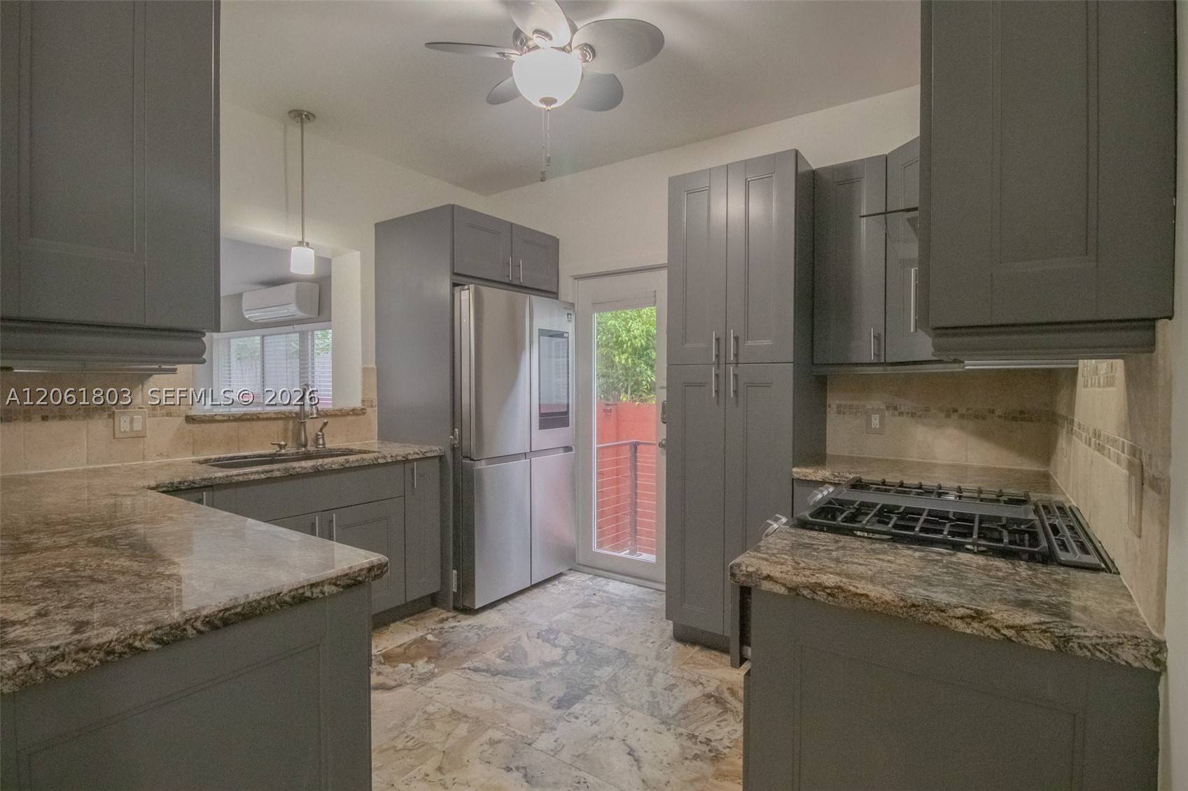 3722 Royal Palm Ave Miami Beach, FL 33140