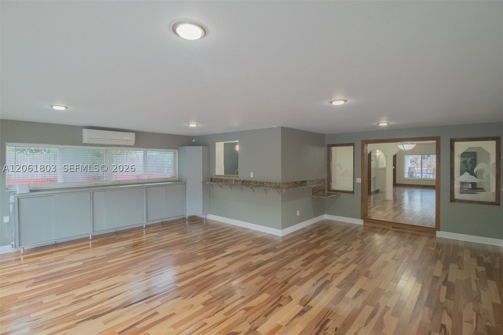 3722 Royal Palm Ave Miami Beach, FL 33140