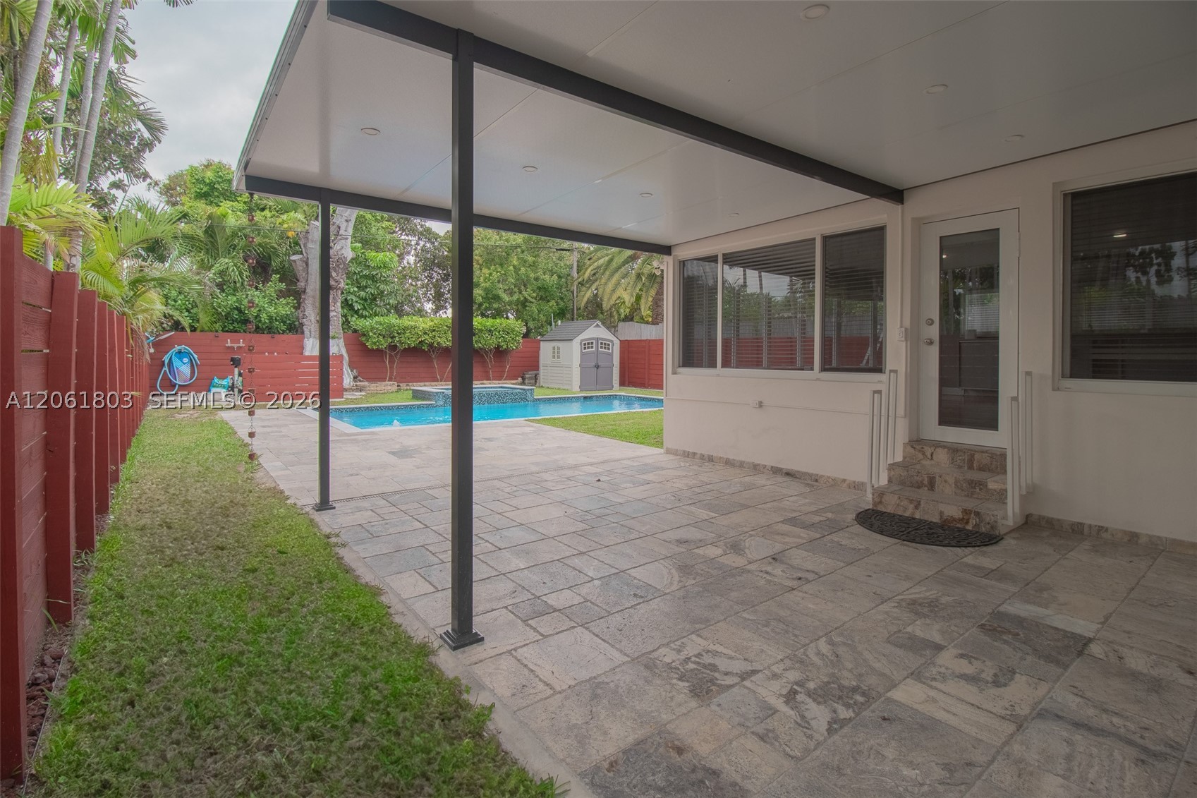 3722 Royal Palm Ave Miami Beach, FL 33140