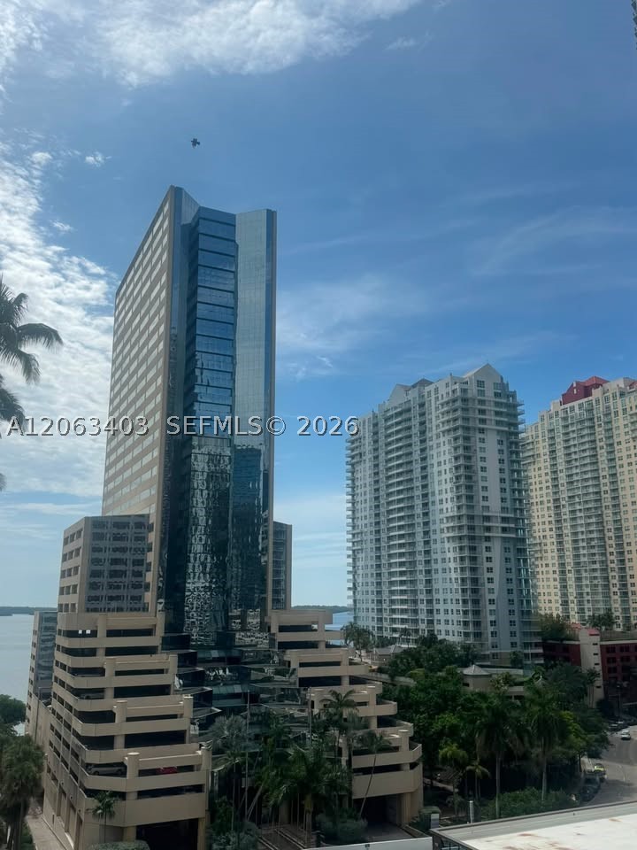 image The Plaza on Brickell West11
