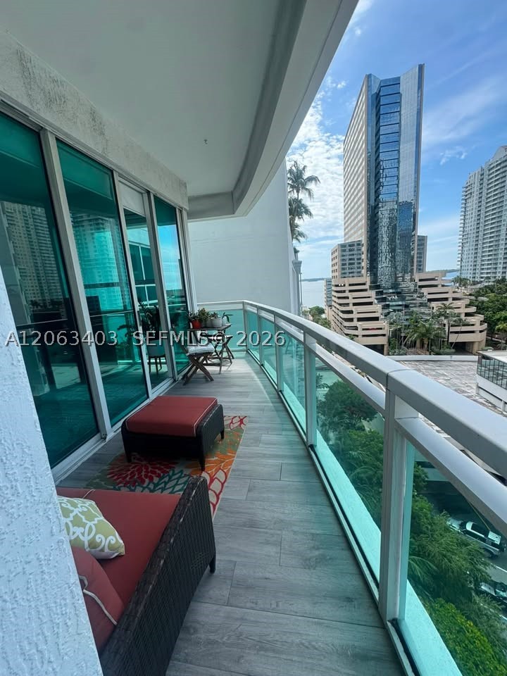 image The Plaza on Brickell West12