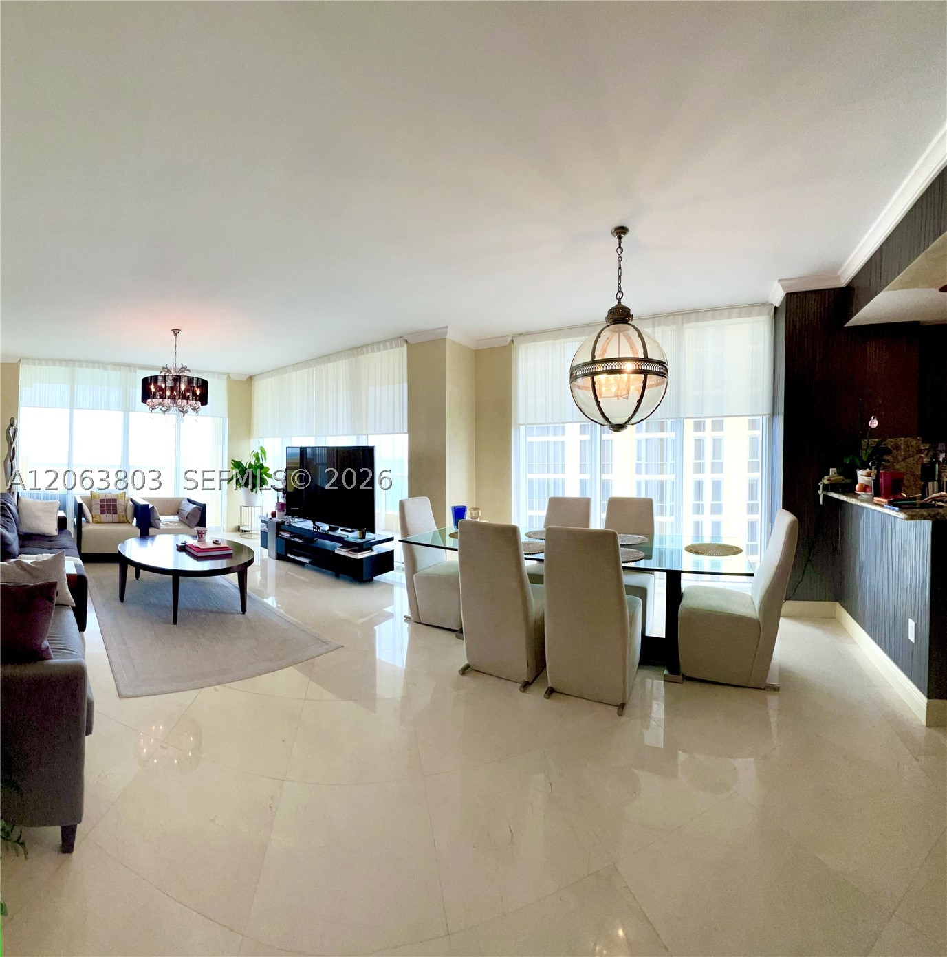 image Acqualina Residences9