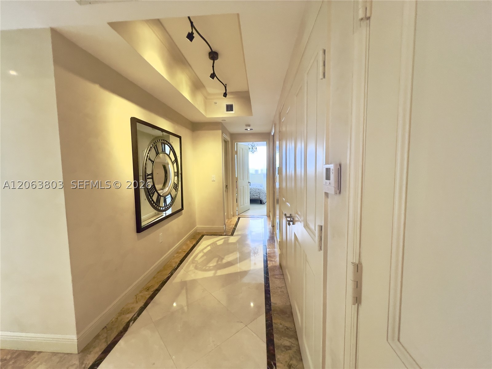 image Acqualina Residences14