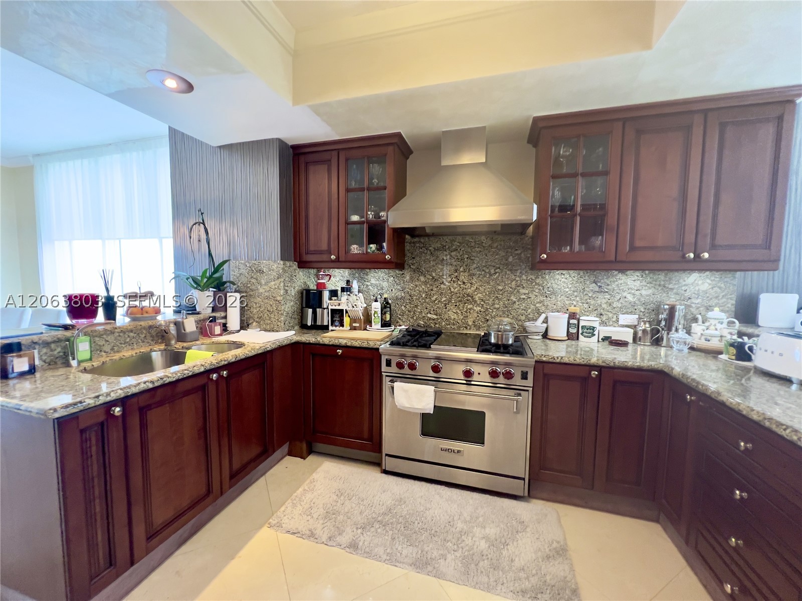 image Acqualina Residences16
