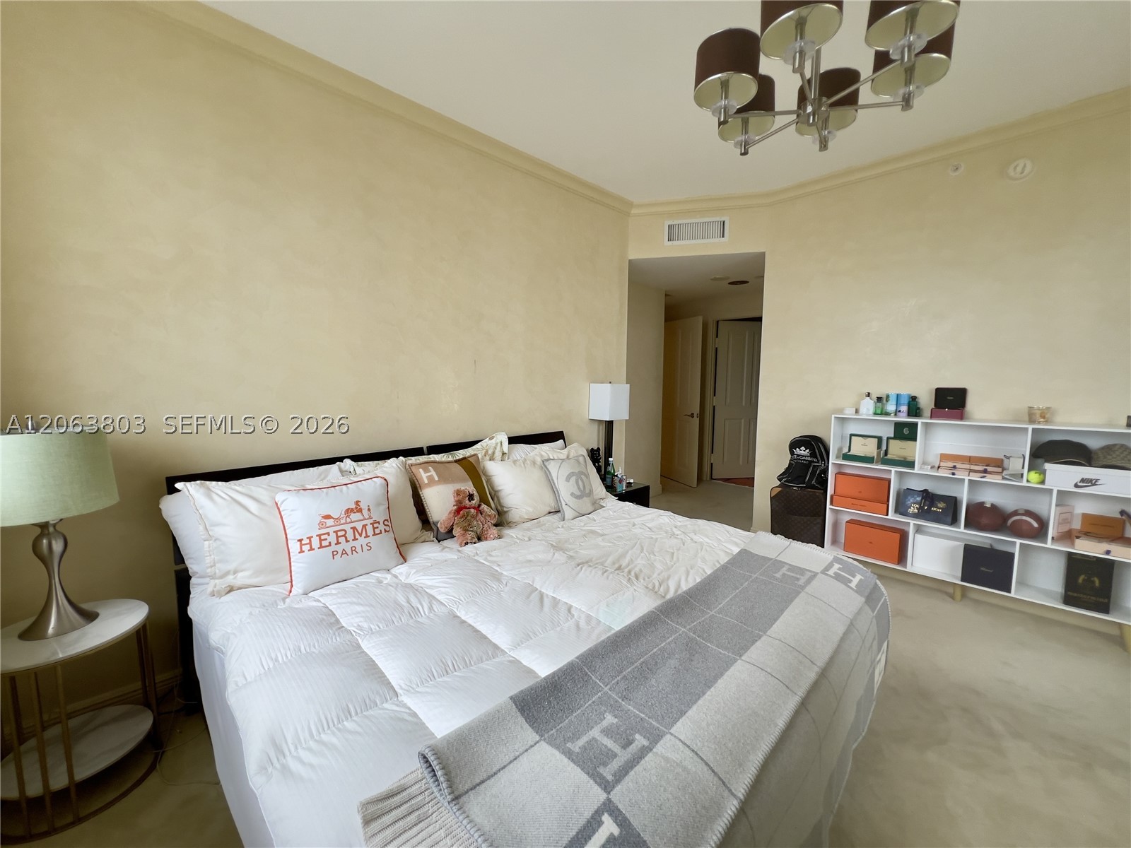 image Acqualina Residences25