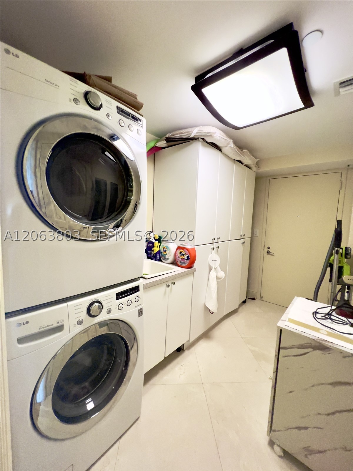 image Acqualina Residences27