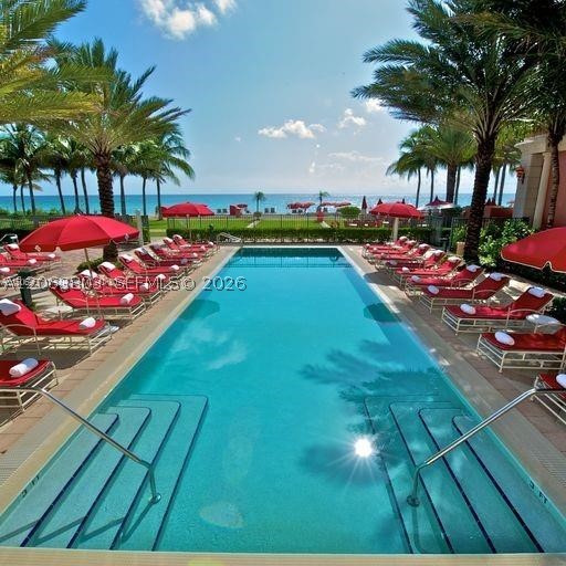 image Acqualina Residences32