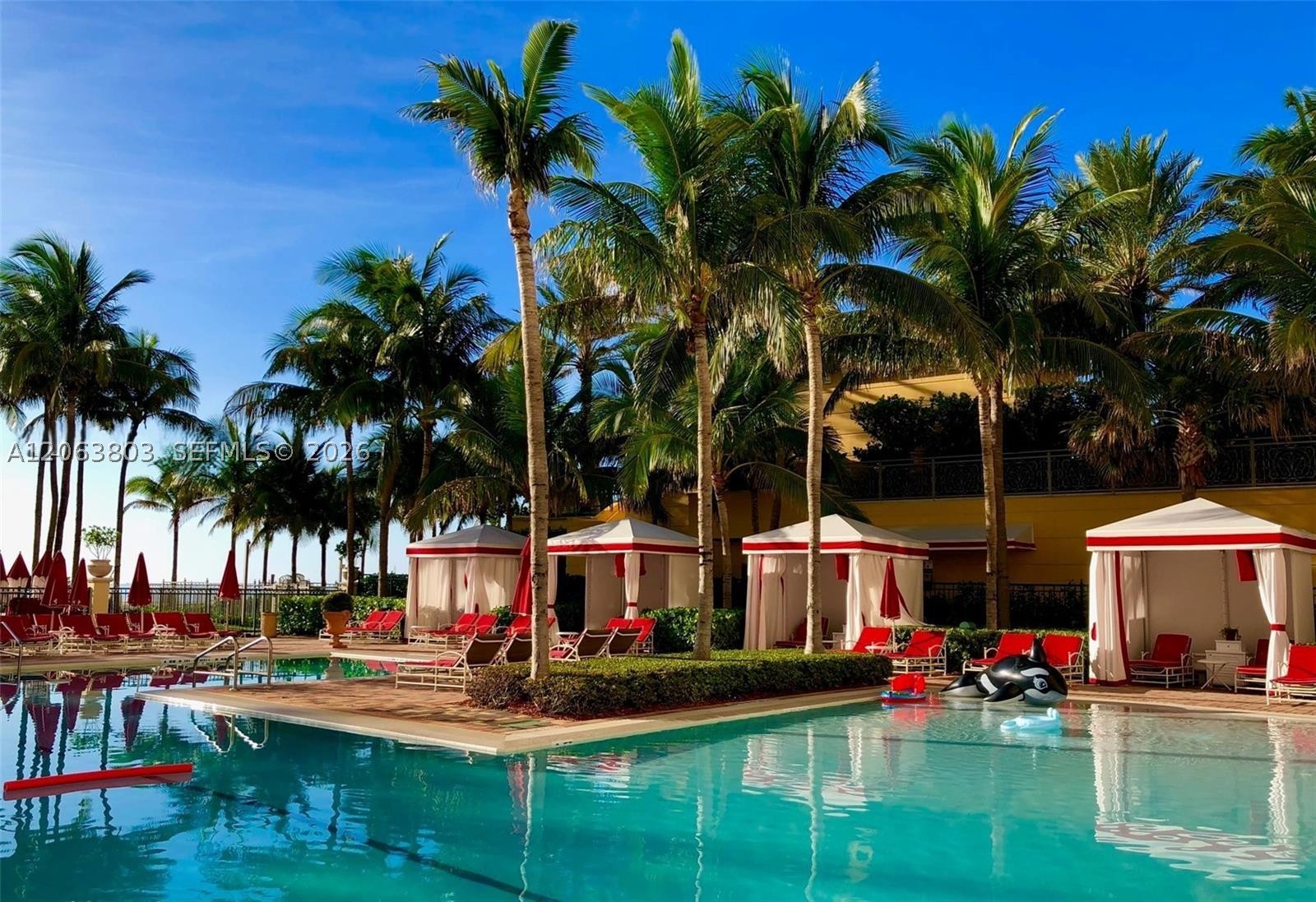 image Acqualina Residences36