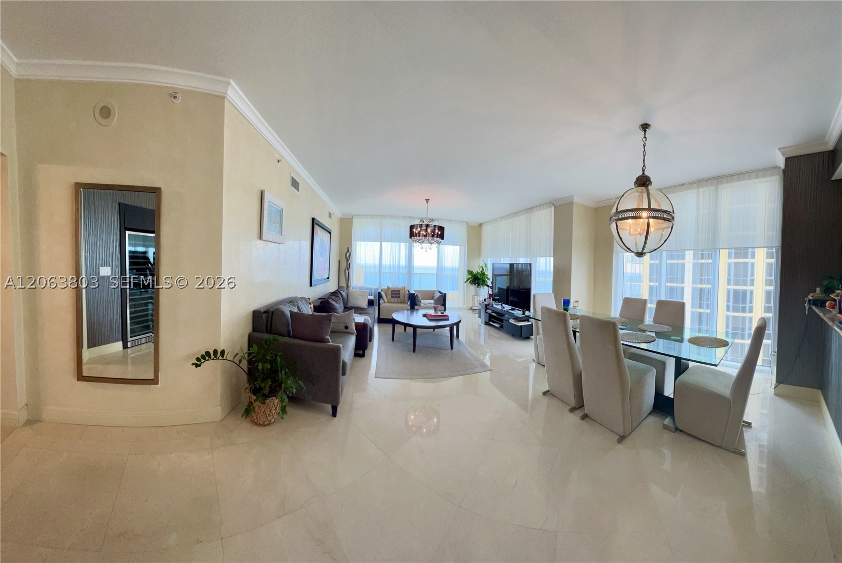 image Acqualina Residences3