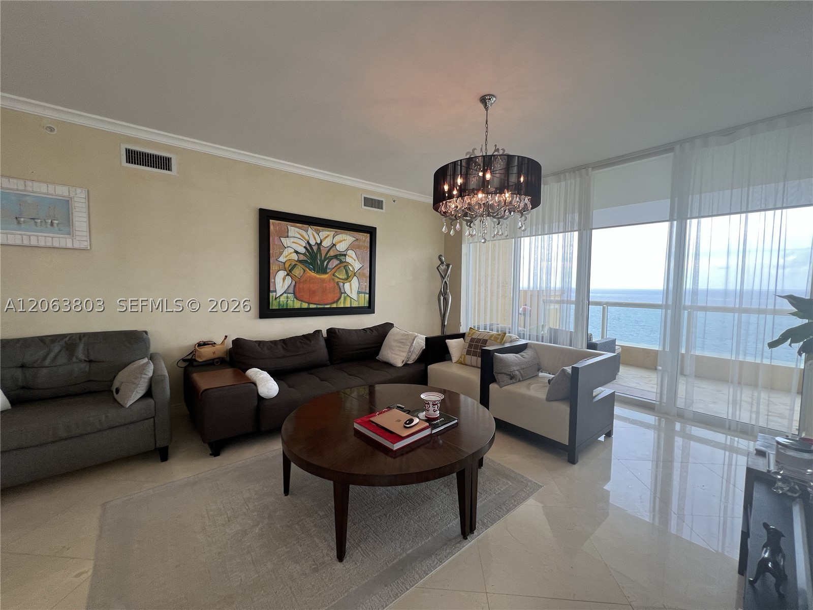 image Acqualina Residences6