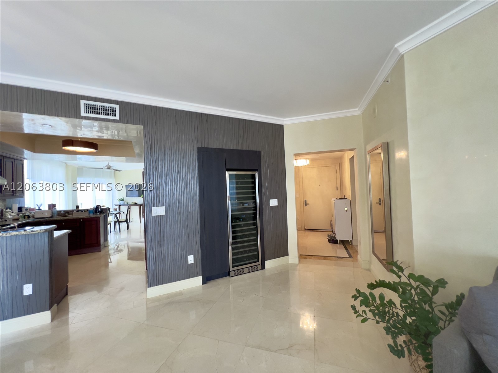 image Acqualina Residences8