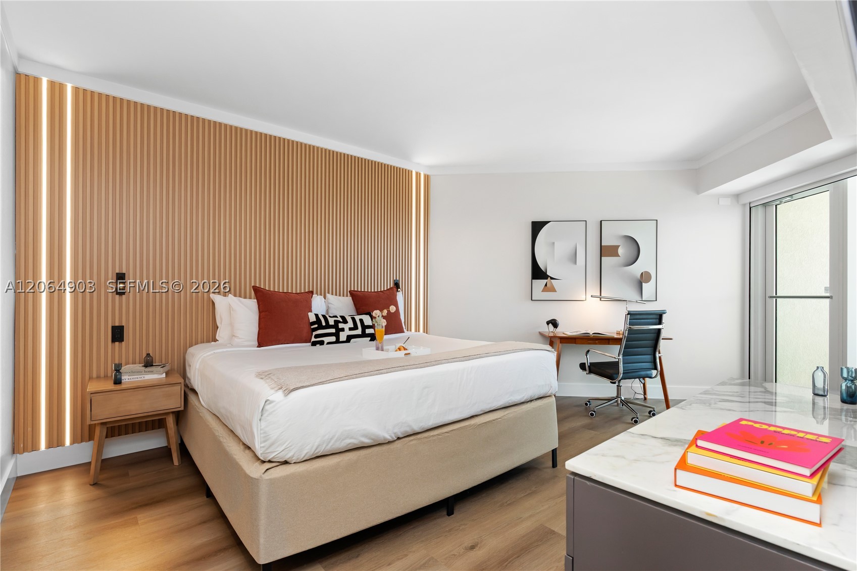 image Mutiny Park Hotel Arya21