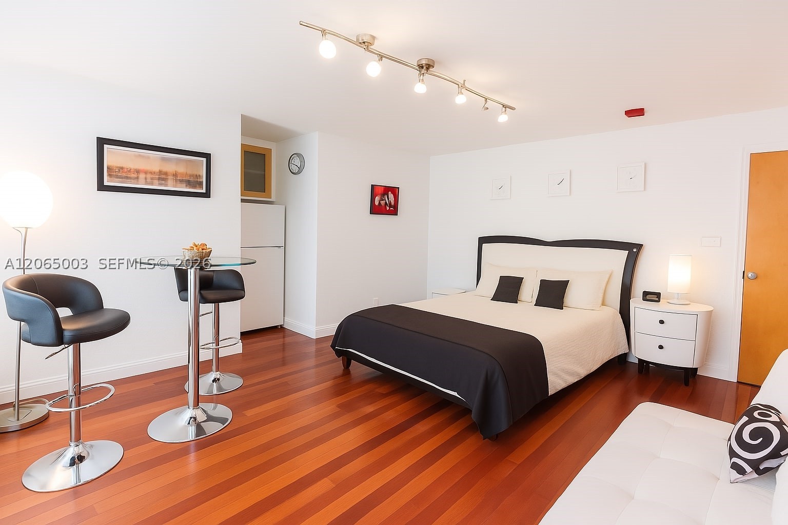 420 15th St #306