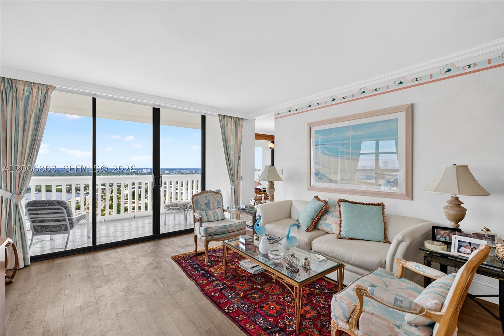 1000 Island Blvd #2911