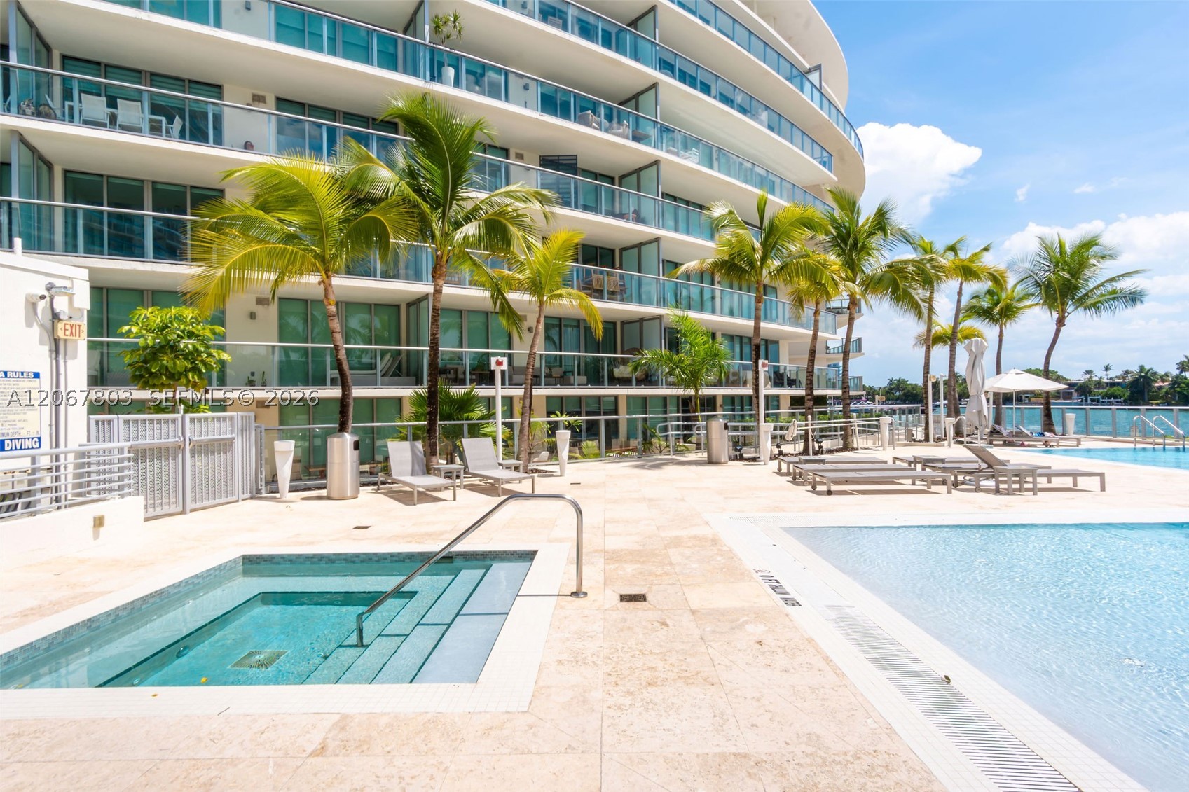 6620 Indian Crk Dr #509 Miami Beach, FL 33141