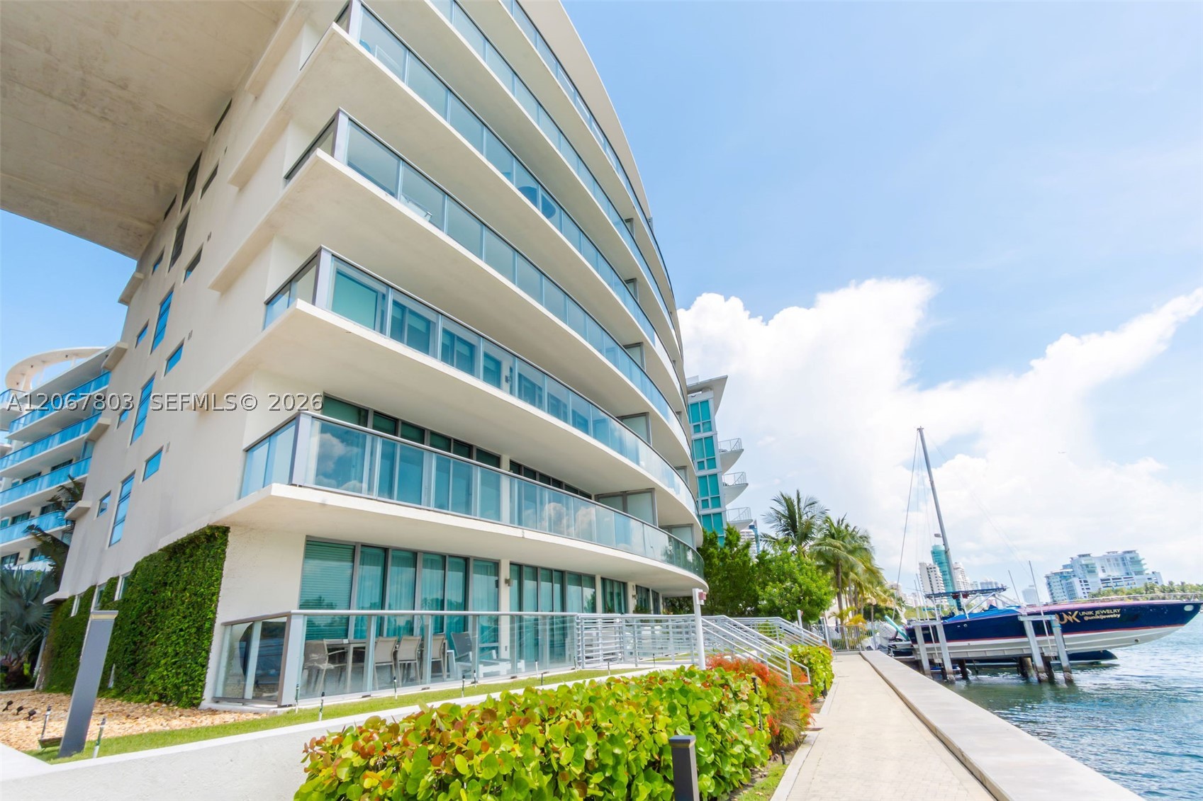 6620 Indian Crk Dr #509 Miami Beach, FL 33141