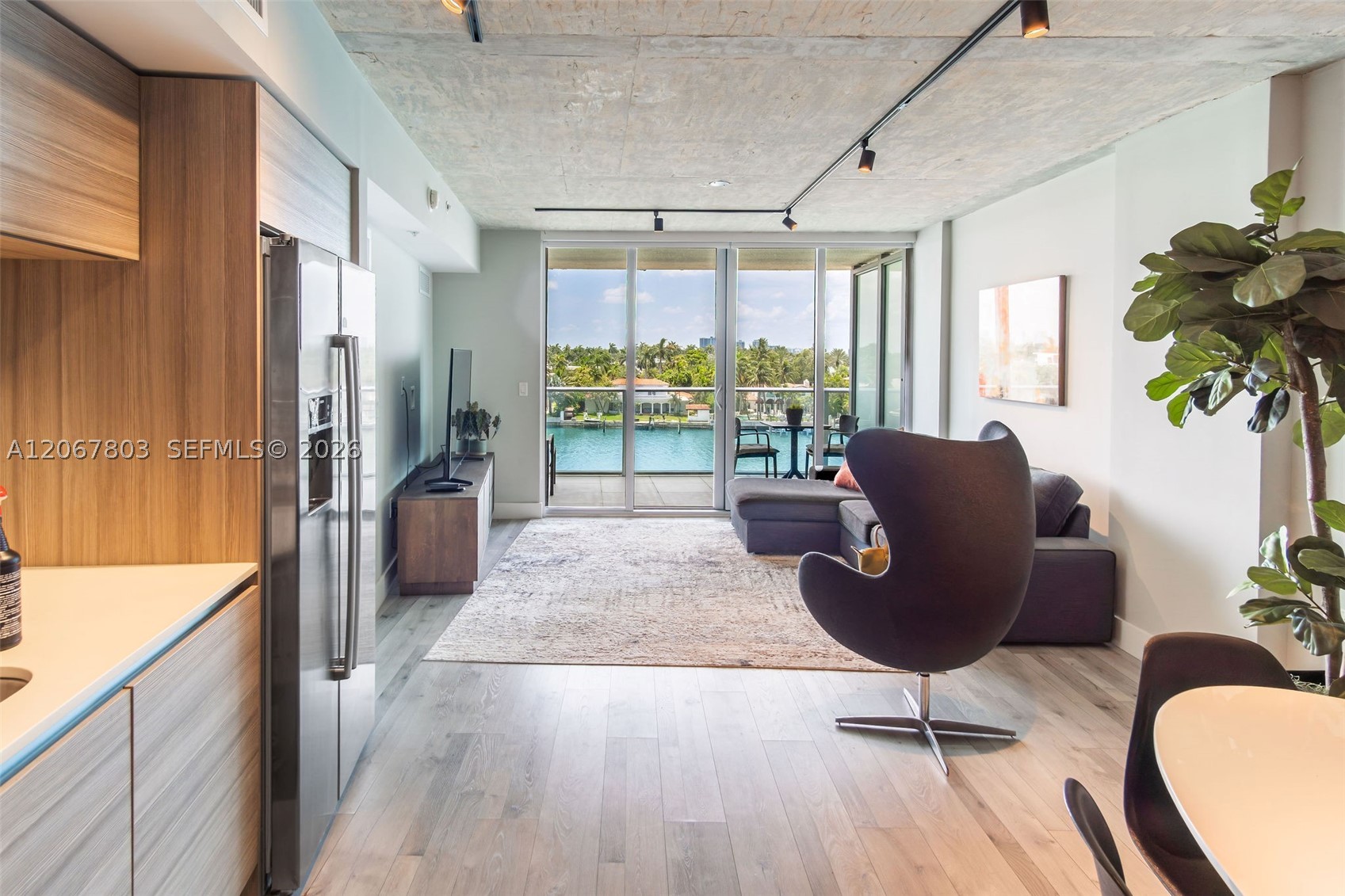 6620 Indian Crk Dr #509 Miami Beach, FL 33141