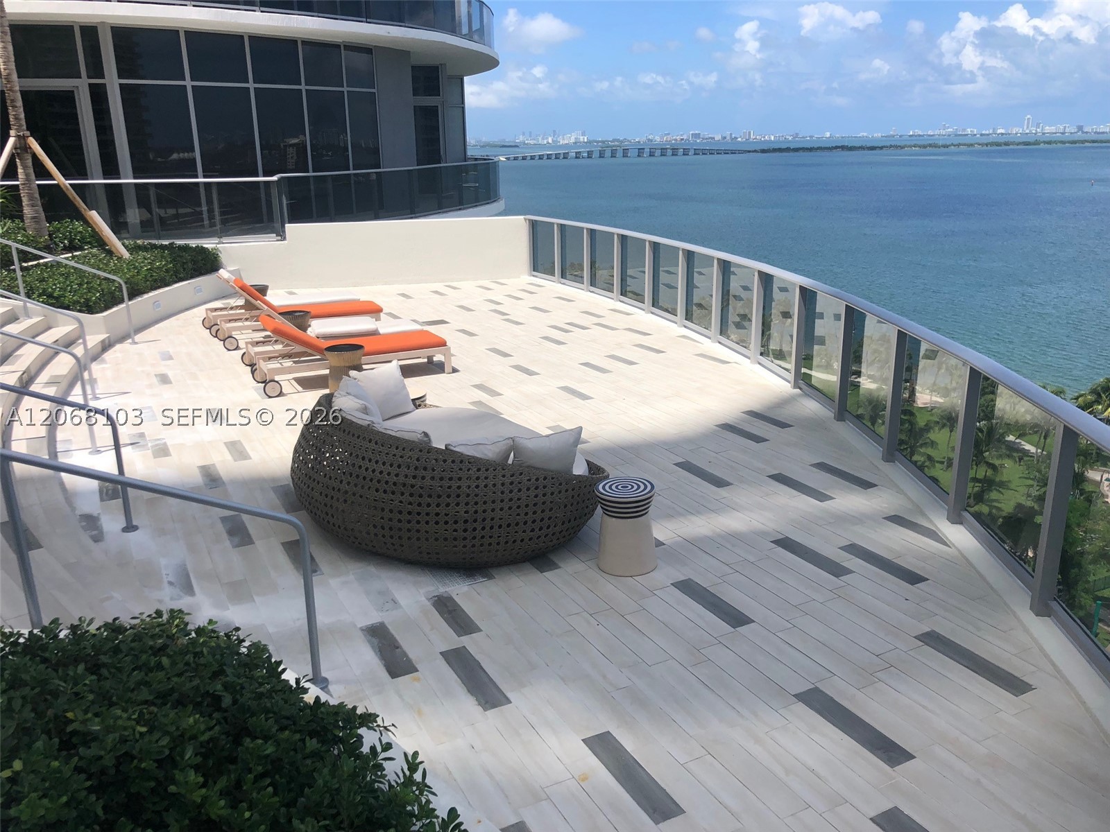 image Aria on the Bay28