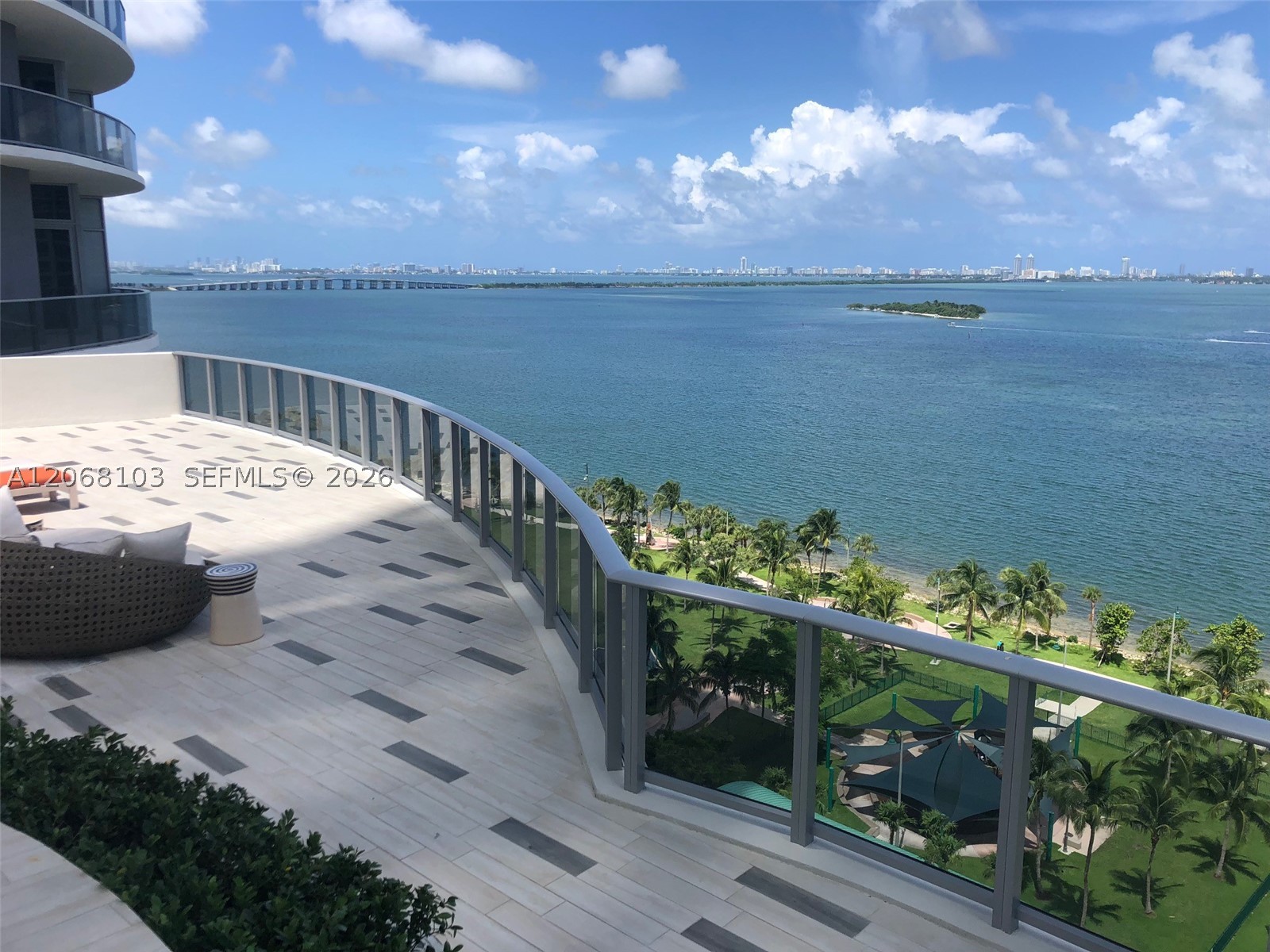 image Aria on the Bay31