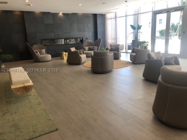 image Aria on the Bay34