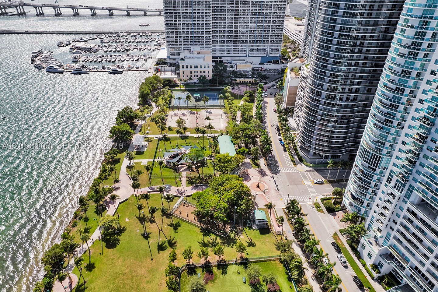image Aria on the Bay36