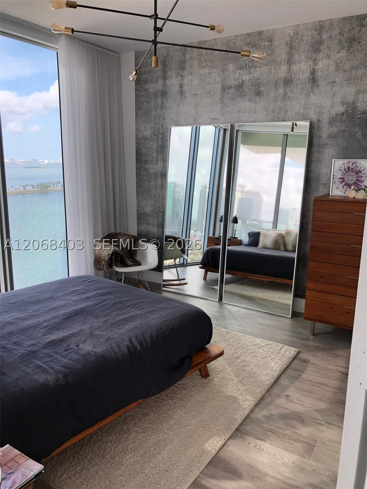 2900 NE 7th Ave #1701 Miami, FL 33137