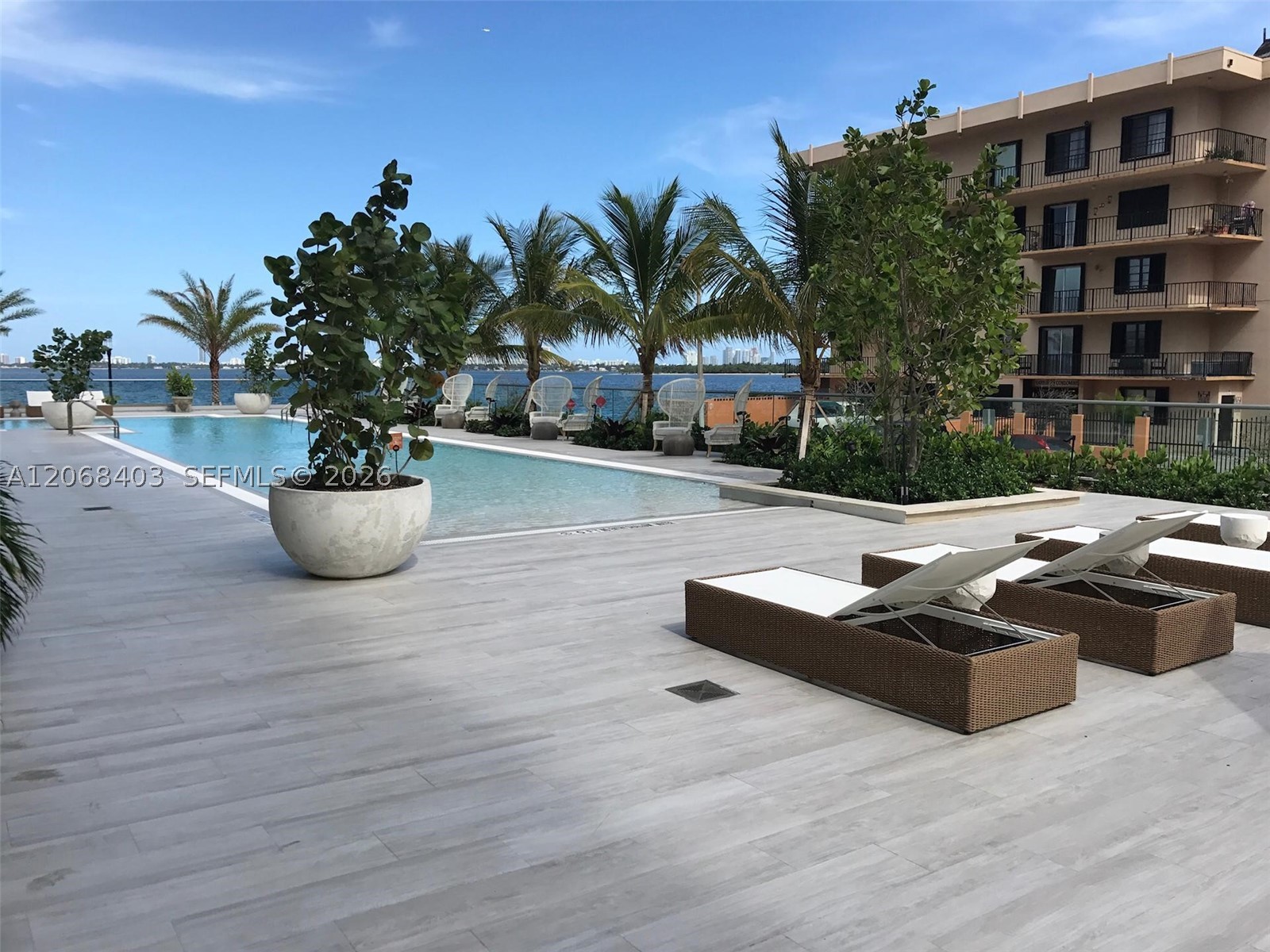 2900 NE 7th Ave #1701 Miami, FL 33137