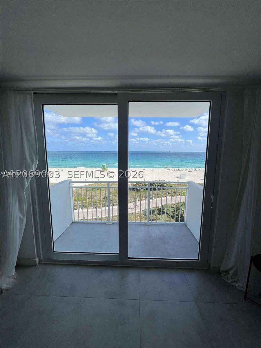 345 Ocean Dr #616