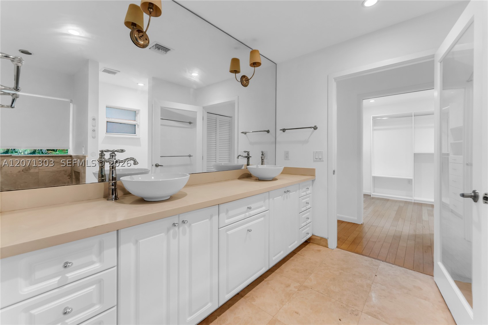 11890 SW 72nd Pl Pinecrest, FL 33156