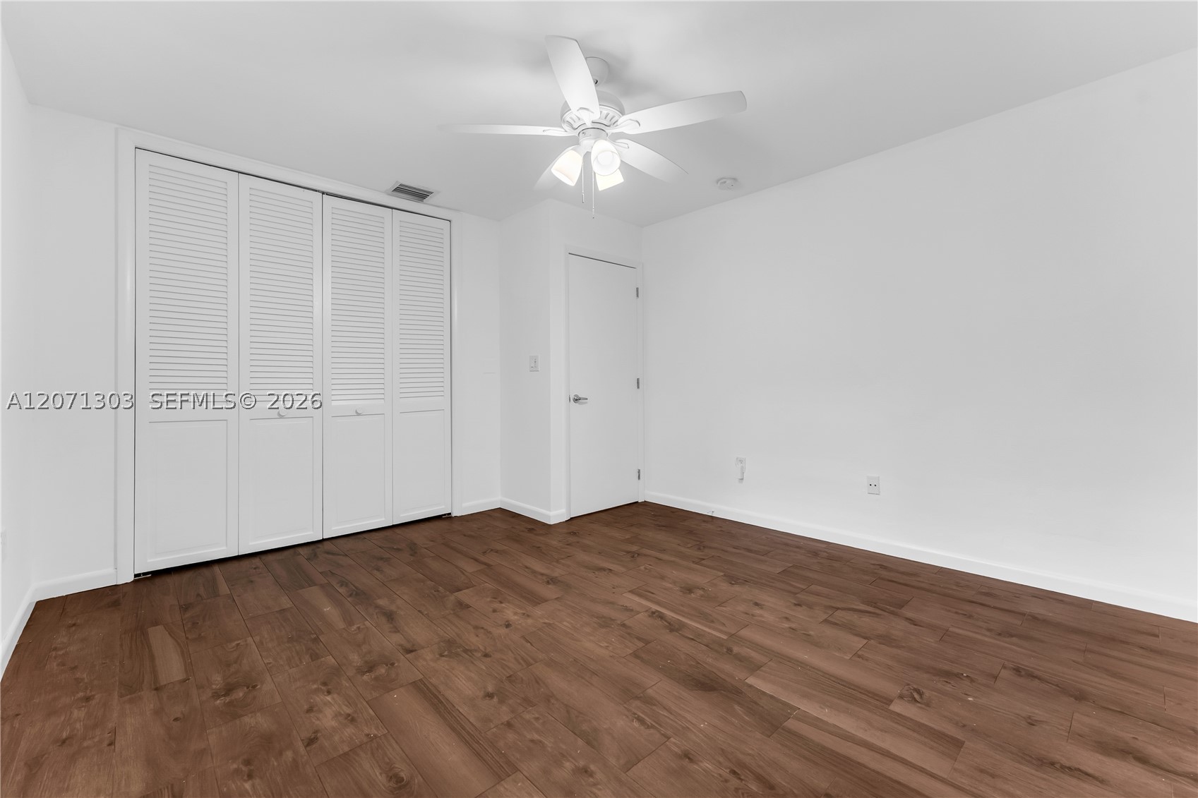 11890 SW 72nd Pl Pinecrest, FL 33156