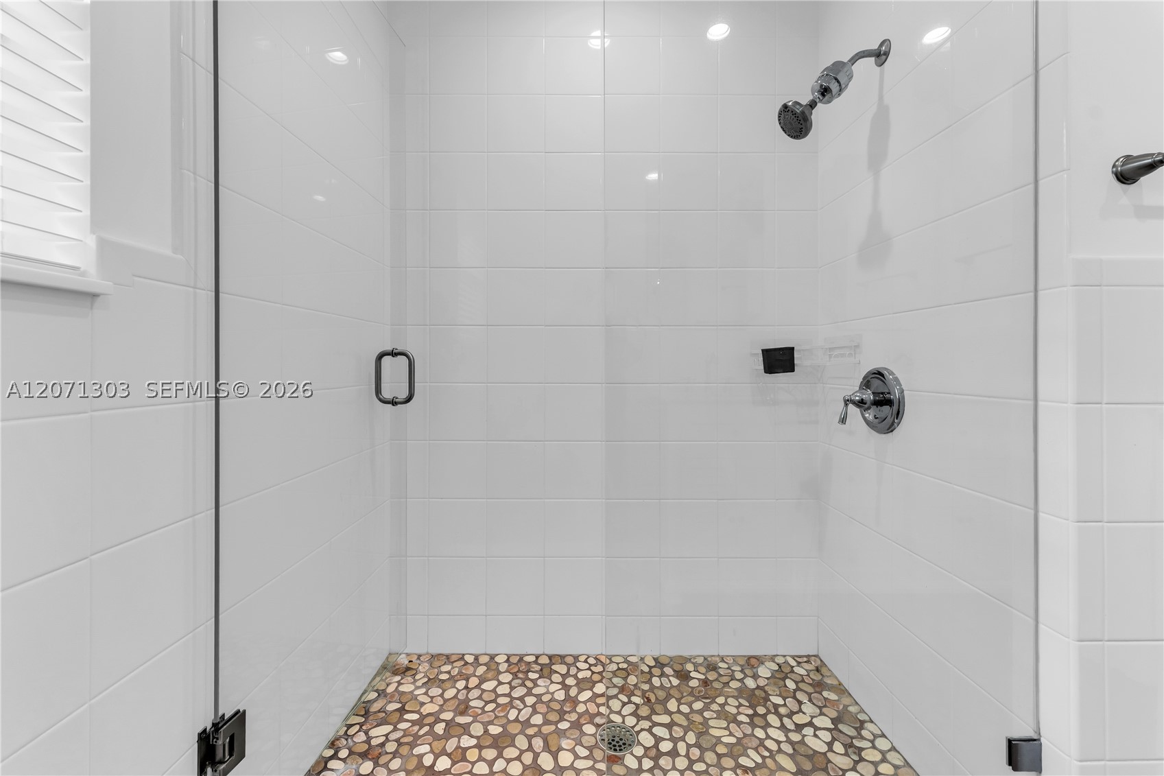 11890 SW 72nd Pl Pinecrest, FL 33156
