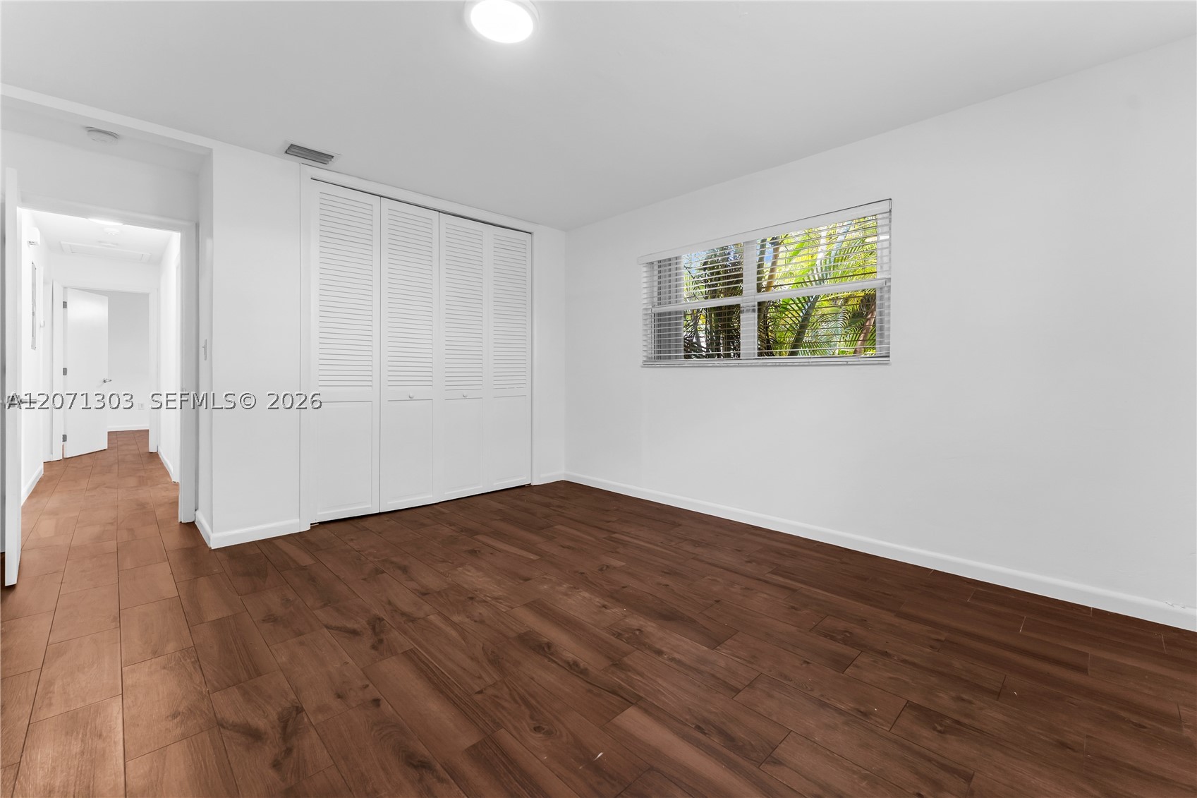 11890 SW 72nd Pl Pinecrest, FL 33156
