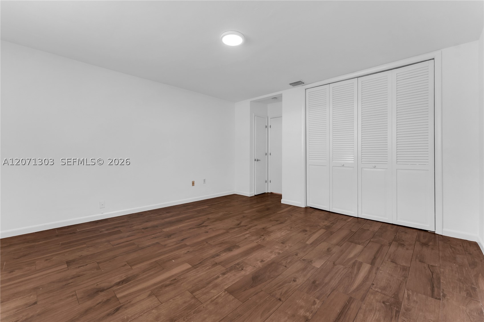 11890 SW 72nd Pl Pinecrest, FL 33156