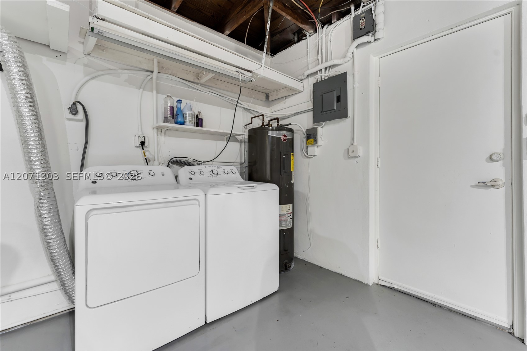 11890 SW 72nd Pl Pinecrest, FL 33156