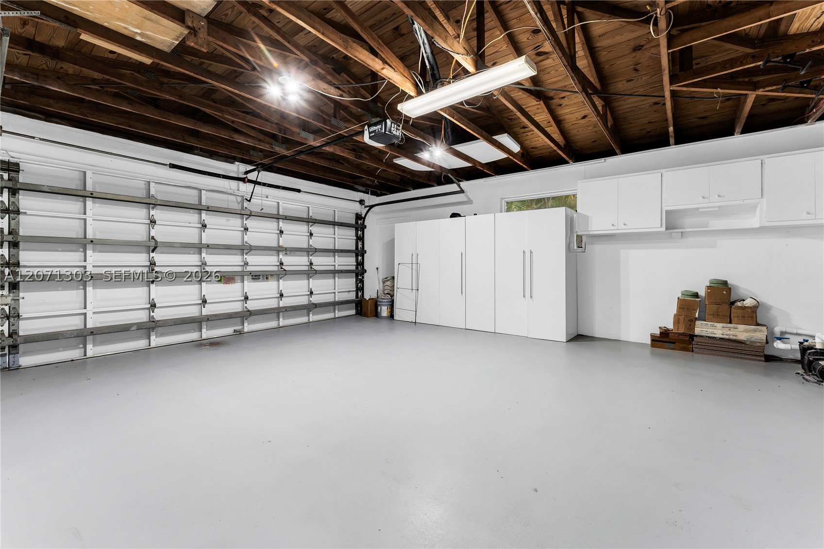 11890 SW 72nd Pl Pinecrest, FL 33156