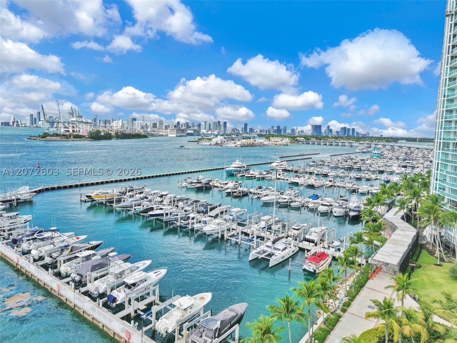 1000 S Pointe Dr #1706 Miami Beach, FL 33139