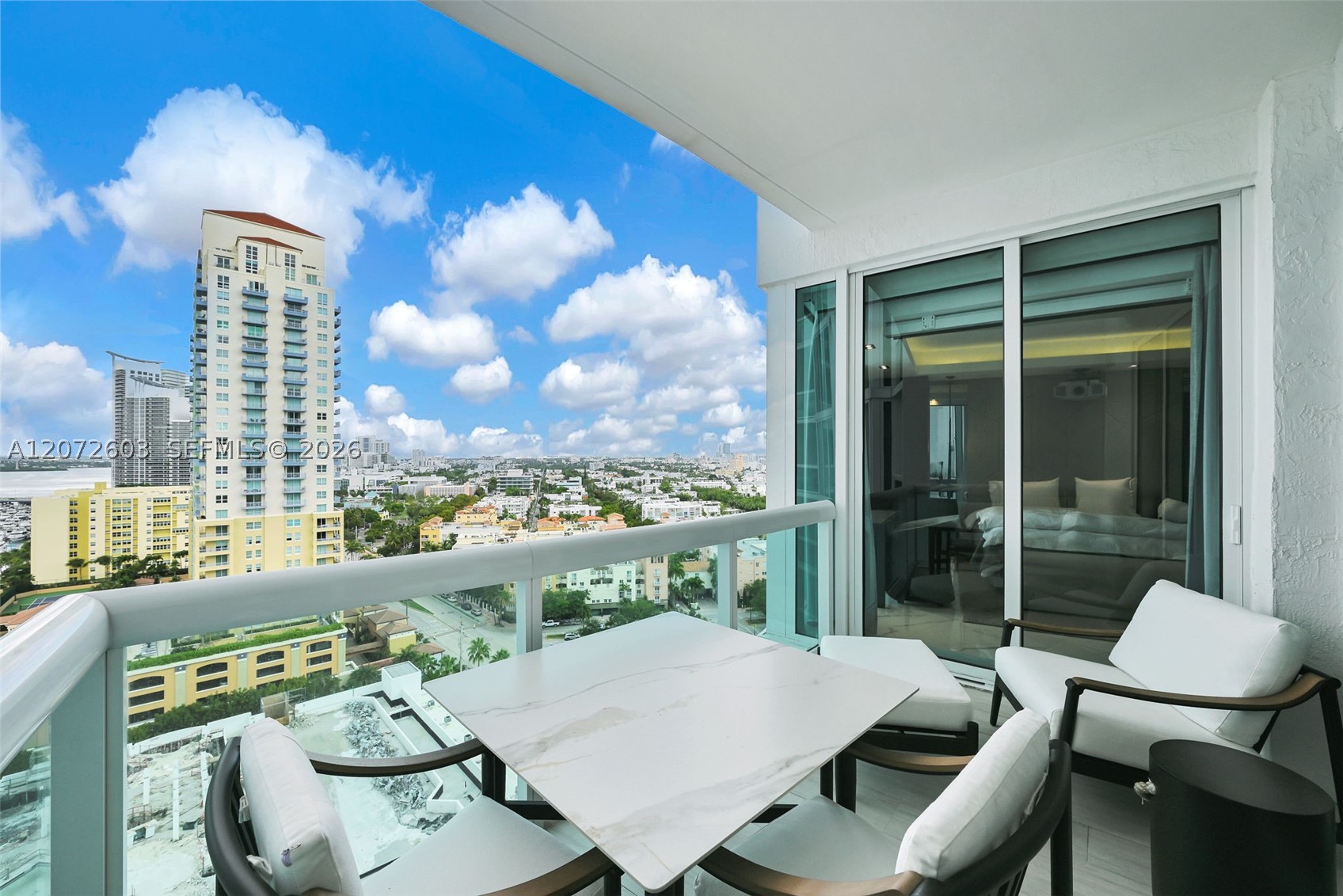 1000 S Pointe Dr #1706 Miami Beach, FL 33139