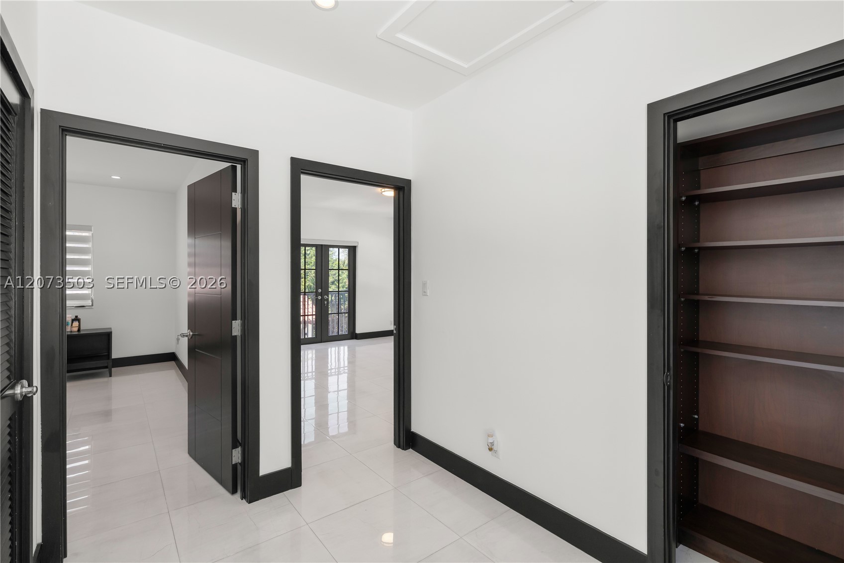 519 Alhambra Cir Coral Gables, FL 33134