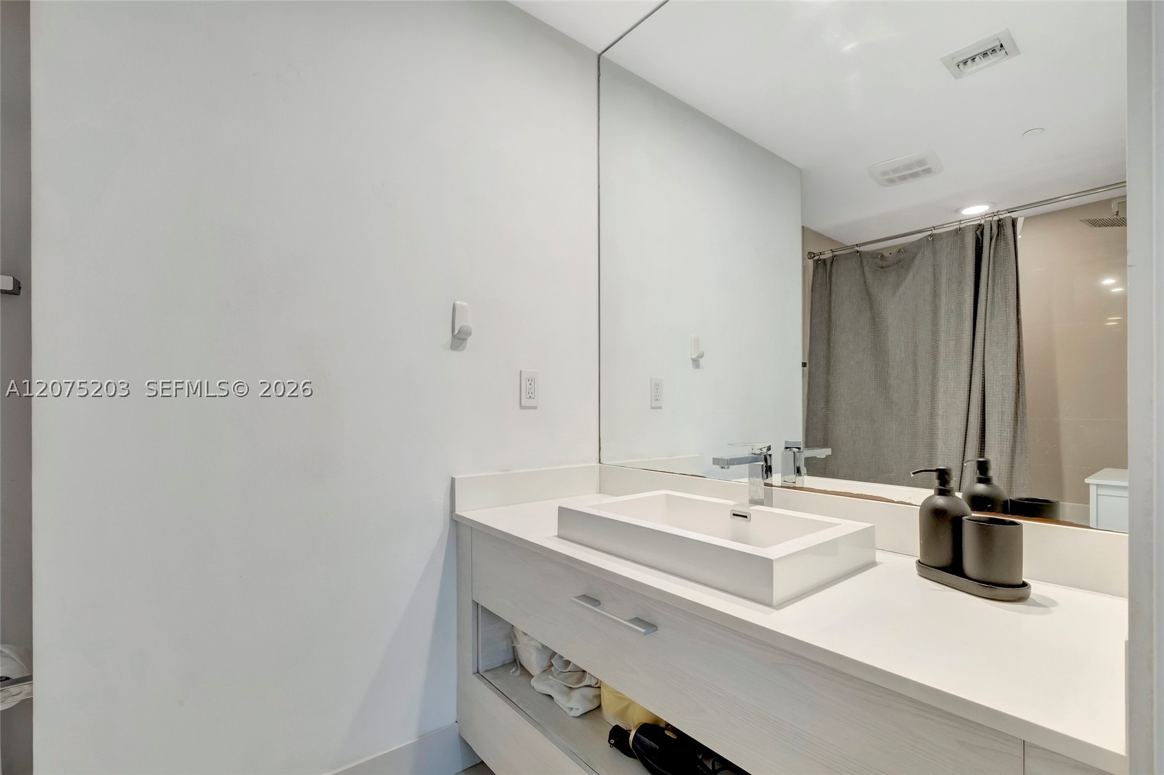 Undisclosed Address Miami, FL 33130