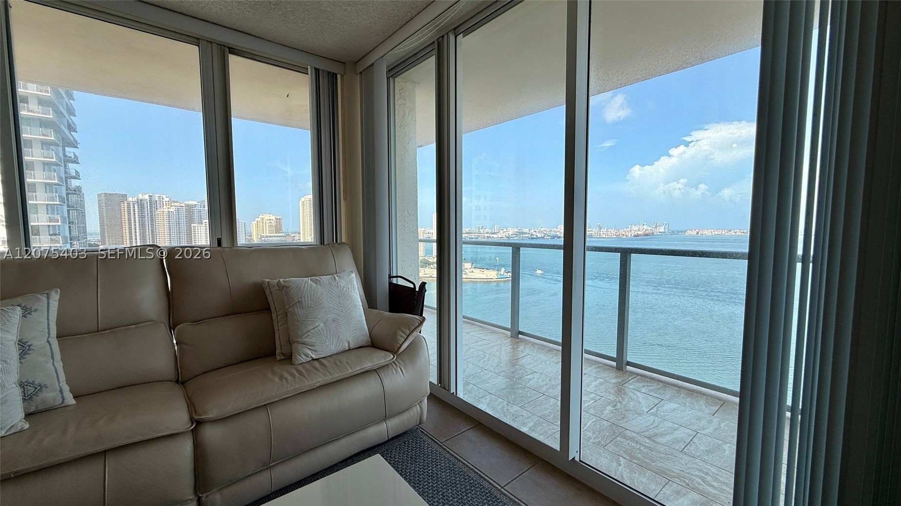 1155 Brickell Bay Dr #2310 Miami, FL 33131