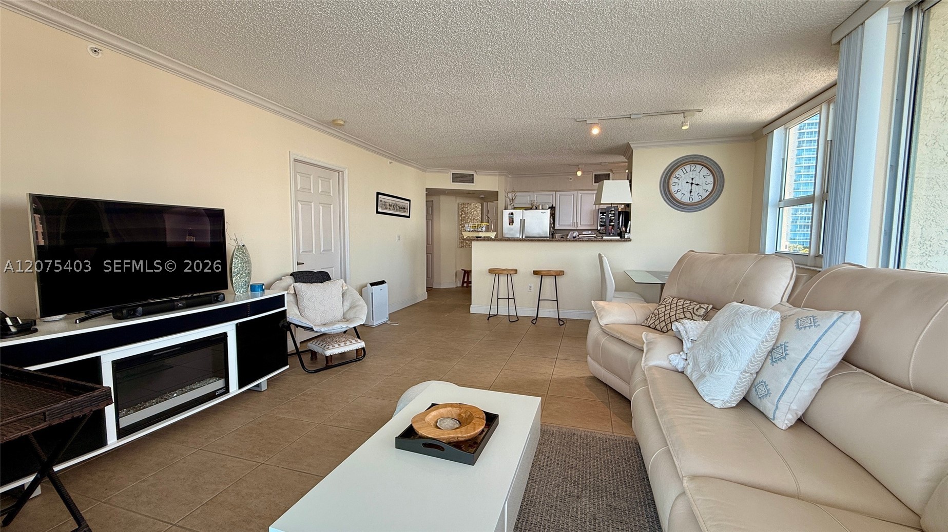 1155 Brickell Bay Dr #2310 Miami, FL 33131