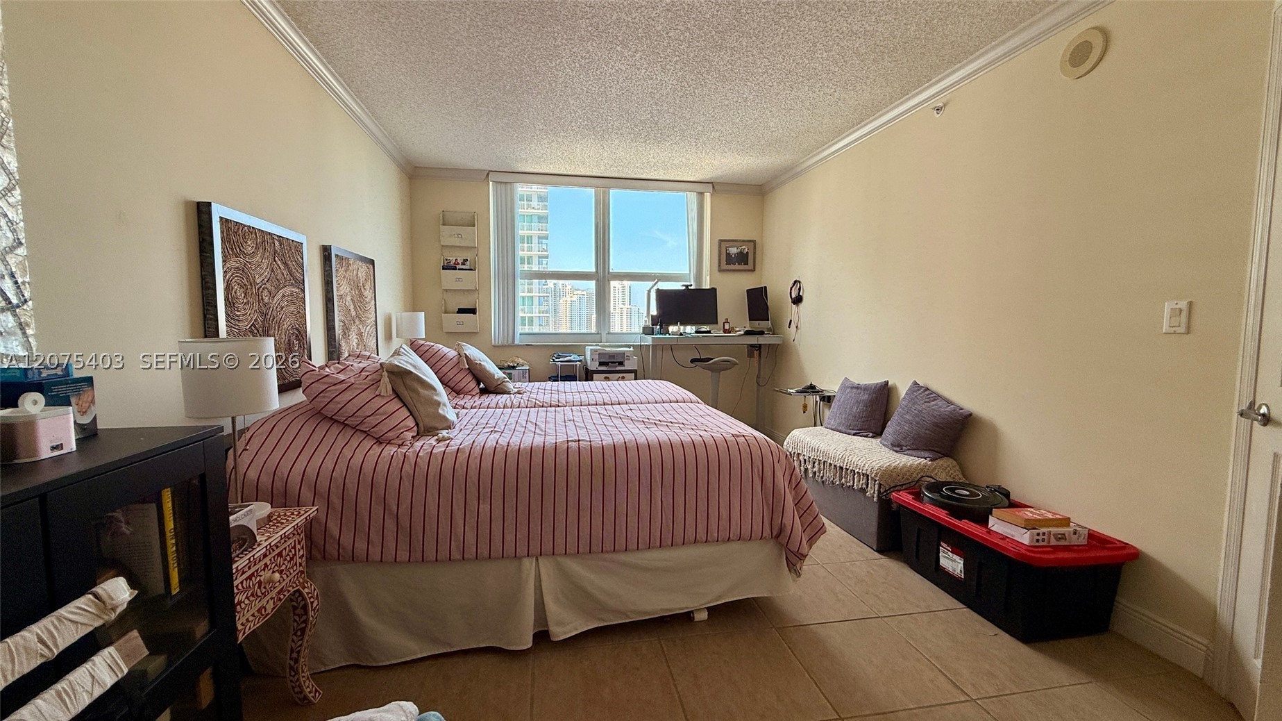 1155 Brickell Bay Dr #2310 Miami, FL 33131