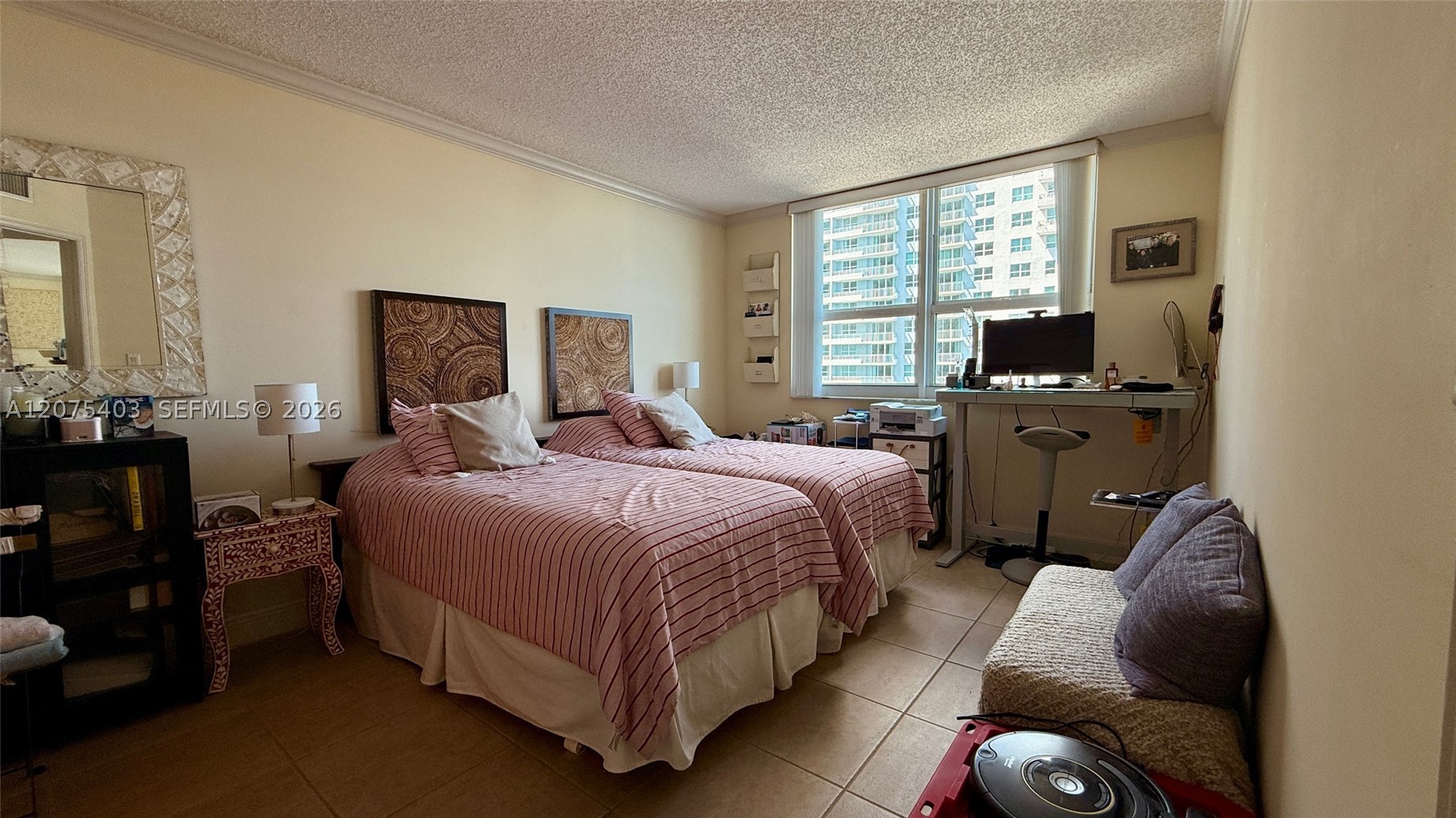 1155 Brickell Bay Dr #2310 Miami, FL 33131