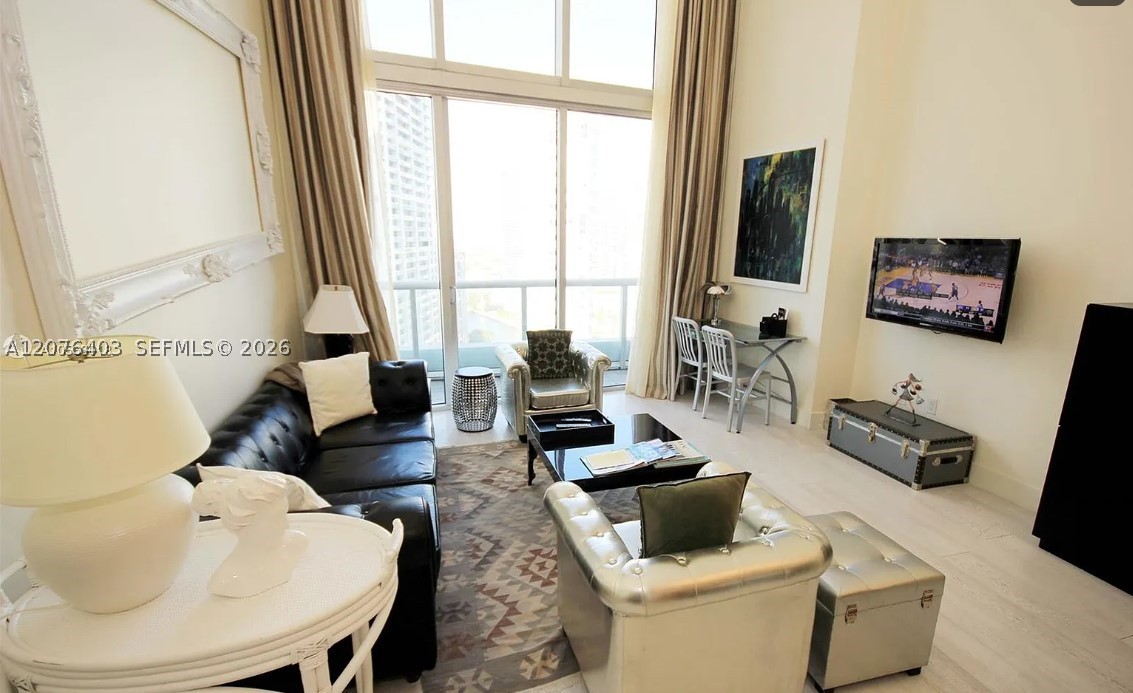485 Brickell Ave #2807