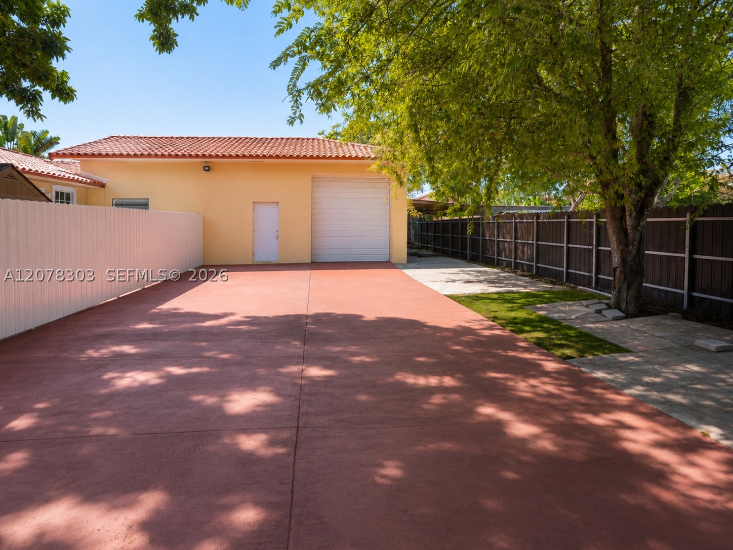 6450 SW 102nd Ave Miami, FL 33173