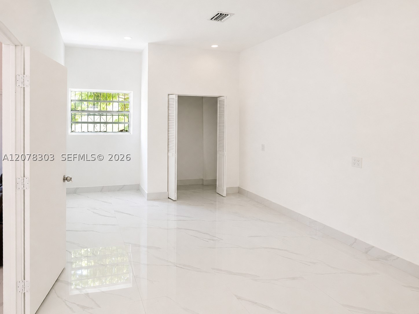 6450 SW 102nd Ave Miami, FL 33173