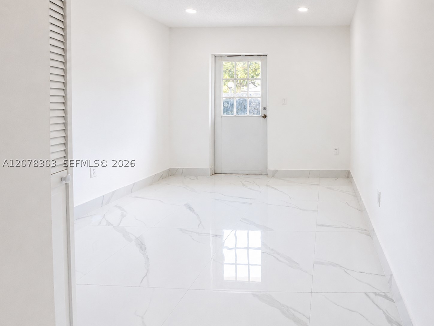 6450 SW 102nd Ave Miami, FL 33173